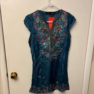 Lilongxin Women’s Top Blue/Green NWT